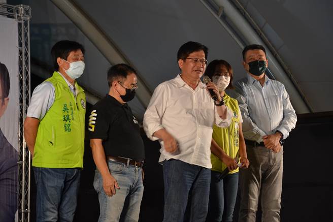 民进党新北市长参选人林佳龙参加曾进益举办的座谈会。（蔡雯如摄）