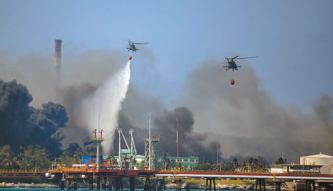 古巴油库大火图╱美联社