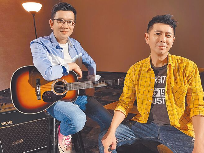 陳子鴻（左）和荒山亮組成「鴻亮兄弟」推出單曲〈來來去去〉。 （喜歡音樂提供）