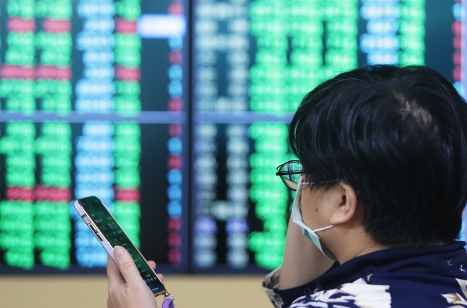 圈存制数位帐户 5特点不违约、赚点数。（示意图／报系资料照）