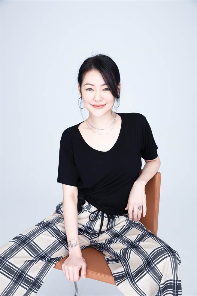 小S表示录影前一天经常因为压力大到失眠。（金星文创提供）