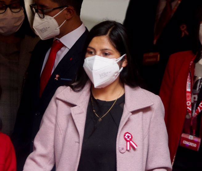 耶妮佛．巴瑞德斯尚未被控任何罪名，检方调查期间，她将待在牢中。（图/ 路透社）