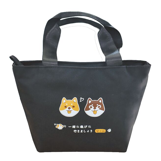 适合装便当的「柴之助手提袋」，预购特价224元。（7-11提供）