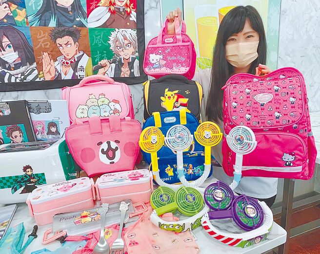 7-11联名迪士尼等人气动画角色推周边吸引孩子目光。（7-11提供）