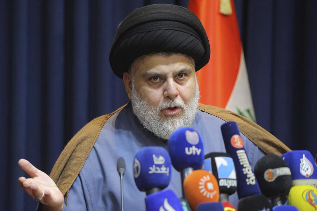 伊拉克什叶派教士萨德，争取到伊拉克底层与中产阶级的民意，逊尼派也支持他，这使得他可能推翻亲伊朗的伊拉克政府。图/美联社(photo:ChinaTimes)