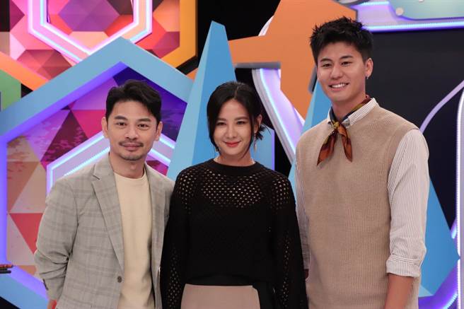 阿ken（左起）、安心亚、风田。（中天综合台提供）