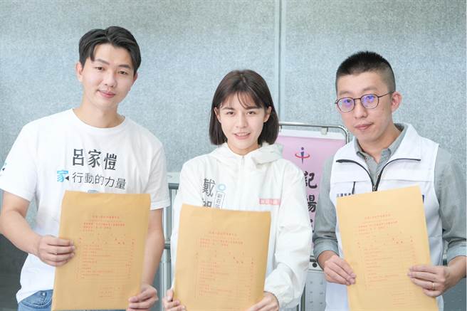 被视为「侯家军」的国民党新北市议员参选人吕家恺表示，林佳龙从头到尾无心选新北，前几日发言甚至搞错新北地名，政策也是复制台北贴上。（吕家恺提供）