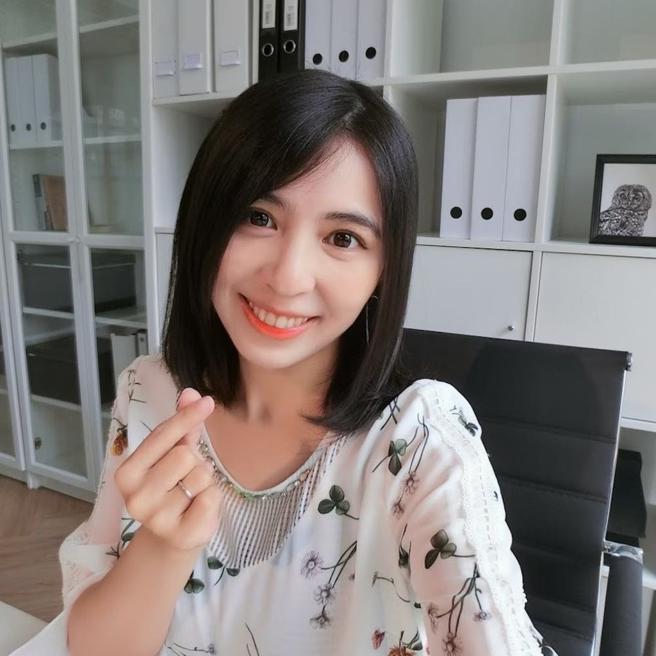 关于陈縕侬教授的新闻超多。（图／翻摄自Dcard）