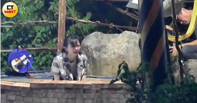 陈姸霏拍摄哭戏很入戏，展现金马新人奖得主的过人演技。（图／本刊摄影组）
