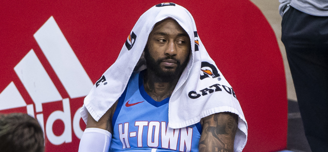 沃尔透露自己一度有轻生念头(美联社)