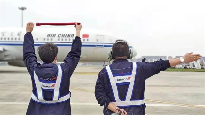 中国三大航空公司陆续发布半年报，亏损额均创下歷史最高纪录。（国航微信公眾号）