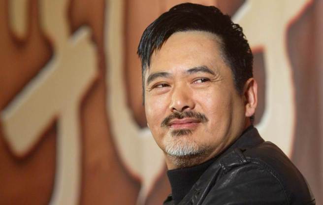 周潤發當年以《賭神》一角奠定演藝圈地位，個性超級親民。(圖/ 取自中時資料庫)