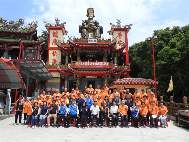 朝清宫指出，「草屯妈」新建太岁殿耗时2年，歷经疫情缺工、铜价飙涨等困难，终于完成，希望妈祖能持续保佑县民，祈福疫情早日退散，保佑士农工商都平安发财。(吴建辉摄)