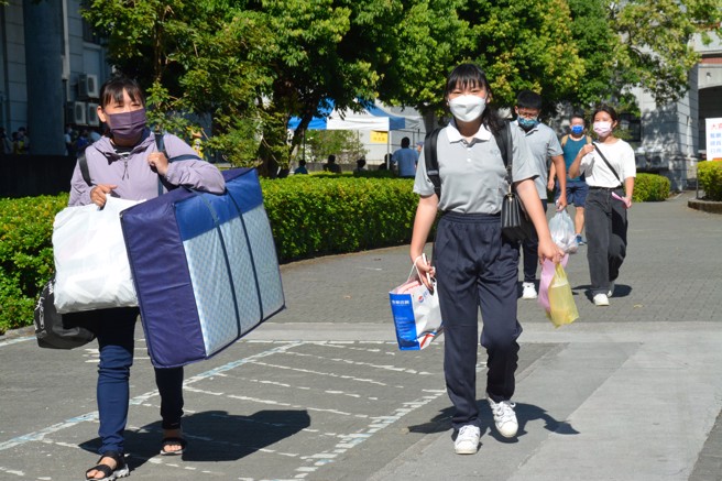 慈濟科技大學111學年度新生入學輔導，共722名新生參與。(照片/慈濟大學提供)