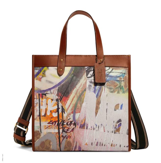 COACH和Mint+Serf联名系列， MINI ELEVATED SHOULDER BAG ，1万9800元。（COACH提供）