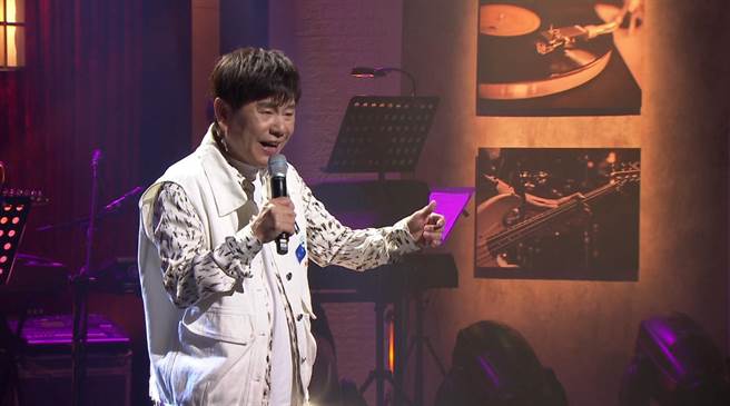 出道50年的黄西田被称为「永远的冻龄男神」。（年代提供）