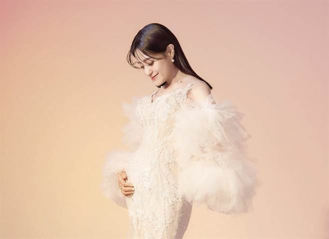 海裕芬早就做好當媽媽的準備。（《嬰兒與母親》提供）