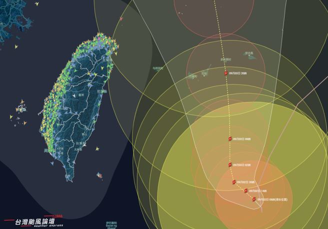 轩岚诺近乎滞留，预计今起至周日上半天，北台湾风雨最明显。（翻摄台湾颱风论坛｜天气特急）