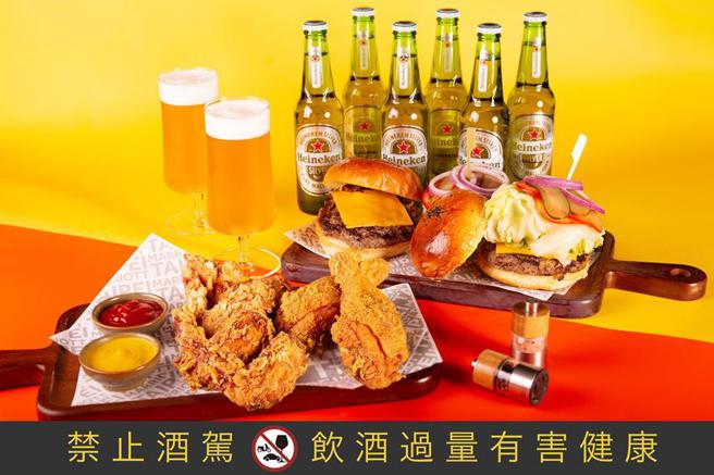 （台北萬豪酒店即日起至10月15日止推出「雞+酒 豪堡假期」一泊二食住房專案，專案享每房兩客早餐及贈送Lobby Lounge 雙人豪堡晚間套餐乙份。圖／台北萬豪酒店供）