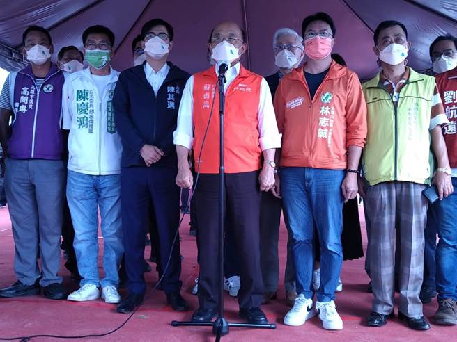 針對本土疫情出現升溫跡象，蘇貞昌強調，應怎樣應處，指揮中心都會隨著疫情的變化，都會做最妥適的處理。(林雅惠攝