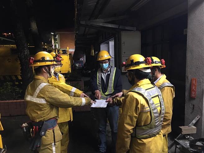 台电台北南区营业处提醒民眾及早做好防颱准备。（台电台北南区营业处提供）