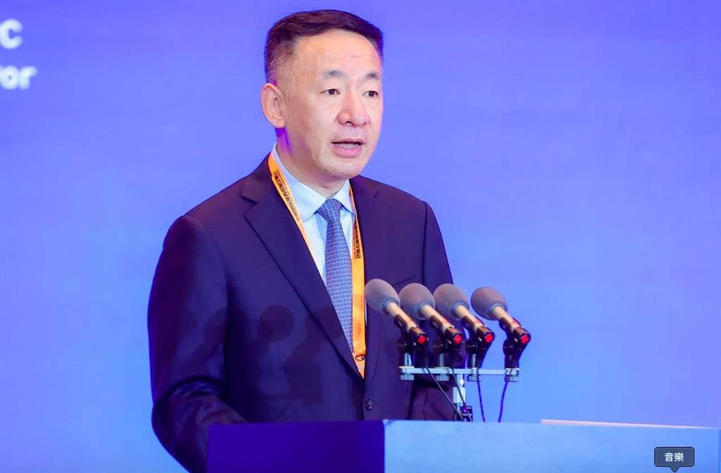 9月3日上午，北京市委常委、副市長靳偉在2022中國保險業高質量發展論壇上致辭。（論壇組委會提供）