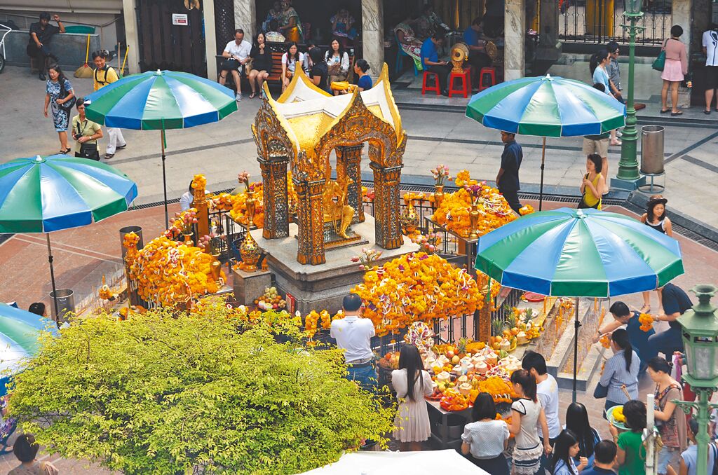 曼谷四面佛是許多台灣民眾指定前往的景點。（雄獅旅遊提供）