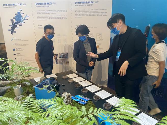 太平洋左岸台东咖啡3日办理品牌发表会，品牌的设计概念源自台东阳光、大海、土地及咖啡。（蔡旻妤摄）