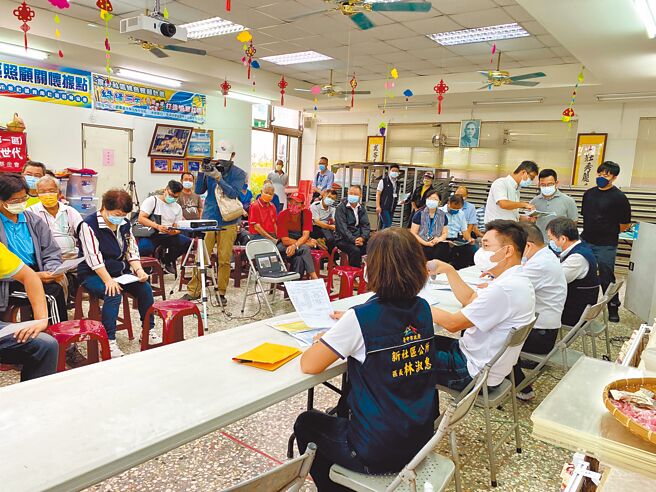 立委江启臣2日邀相关单位，举行白冷圳扩大灌溉计画地方说明会。（江启臣服务处提供／陈淑娥台中传真）