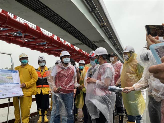 防颱不克出席嘉義同鄉會聯誼 侯友宜：跟鄉親感情深厚永不變。（葉德正攝）