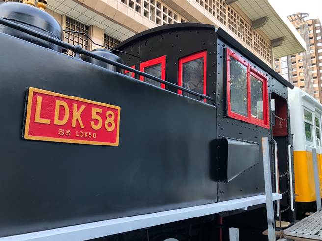 台铁整修LDK58蒸汽机车头(台铁提供)