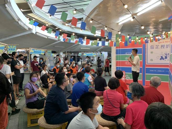 回市场去：茄芷里的太麻里市集4日登场。（蔡旻妤摄）