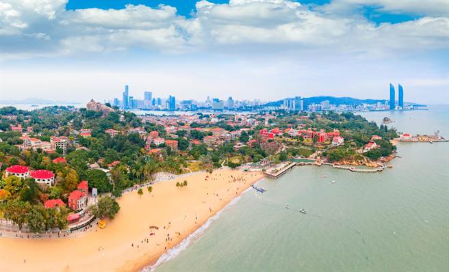 厦门警方最新公告，未经审批不得擅自起降无人机等民用小型航空器，图为鼓浪屿。（shutterstock）