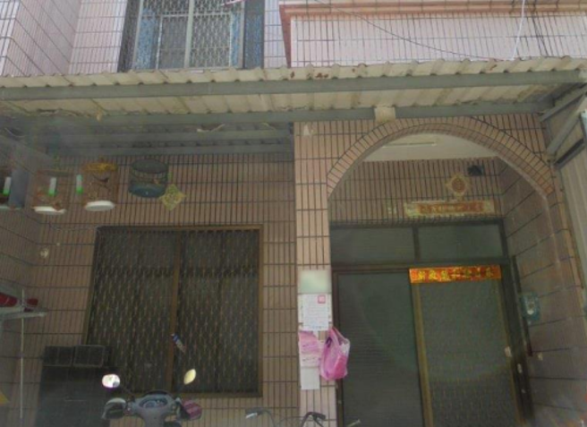 屏東執行分署 9 月 6 日法拍里港三層樓透天厝 1 棟，二拍底價 229.5 萬，可點交。（圖／屏東執行分署提供）