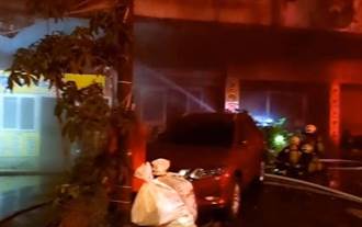 桃園龜山餐廳火警 消防搶救中