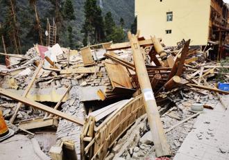 四川甘孜地震罹難續增超過30人 官方調升為一級響應