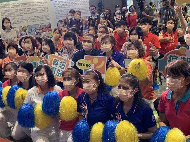 新北志工成果展 18万志工产值高达30亿。（叶德正摄）