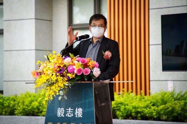 高科大校长杨庆煜表示，大学是追求知识与真理的场域，学习不仅局限在教室，宿舍的功能和教室、图书馆同等重要。(照片/高雄科技大学提供)