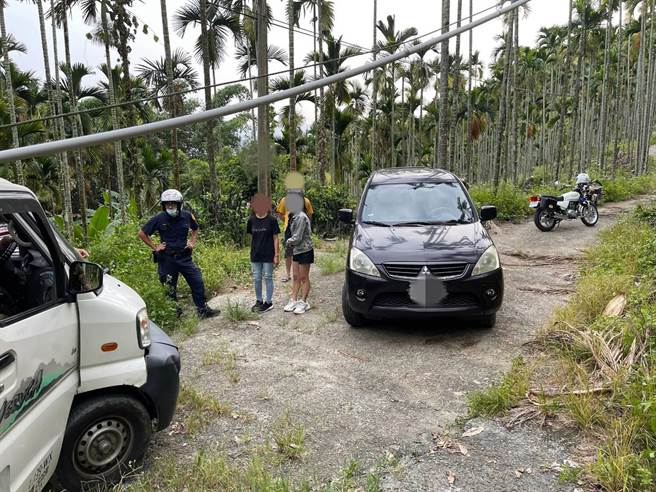 卫星导航又出包，误入深山迷路警方驰援。（埔里警分局提供／廖志晃南投传真）