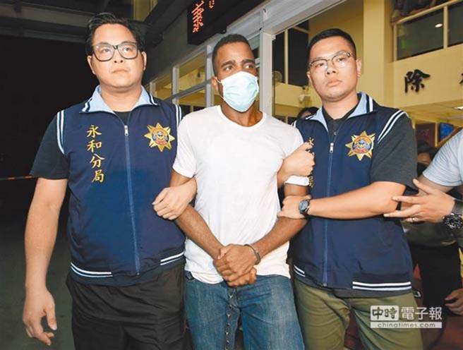 109年加拿大籍男子Ryan遭友人割下头部、四肢，弃尸于新北市永和区河堤。图为共犯非裔美国籍男子Bent。（陈信翰摄）