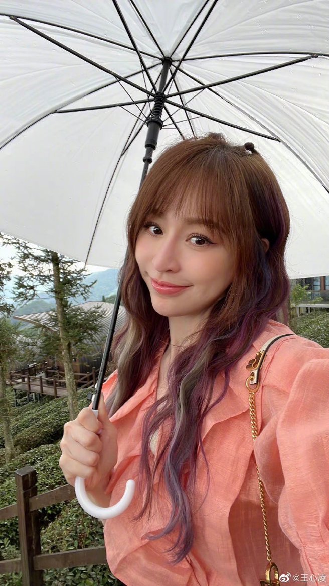 王心凌曬自拍。（圖／取材自王心凌微博）
