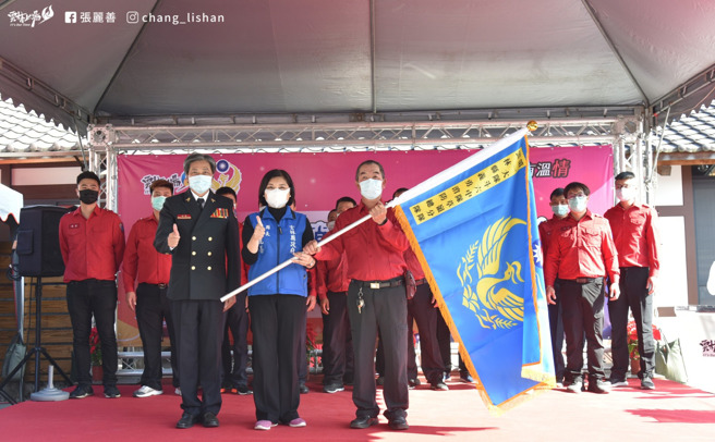 云林县长张丽善（前排中）。（图 / 翻摄自张丽善脸书）