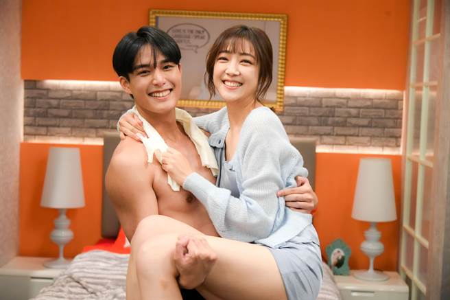 黄甄妮被安俊朋公主抱直呼紧张。（三立提供）