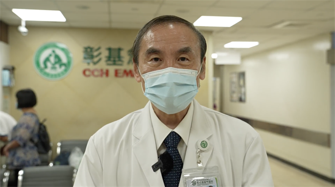 周志中说，陈女虽然肋骨断了几根，但恢復情况良好，早上探望她时情绪也相当稳定，目前可以坐几来自己饮食。（院方提供／吴建辉彰化传真）