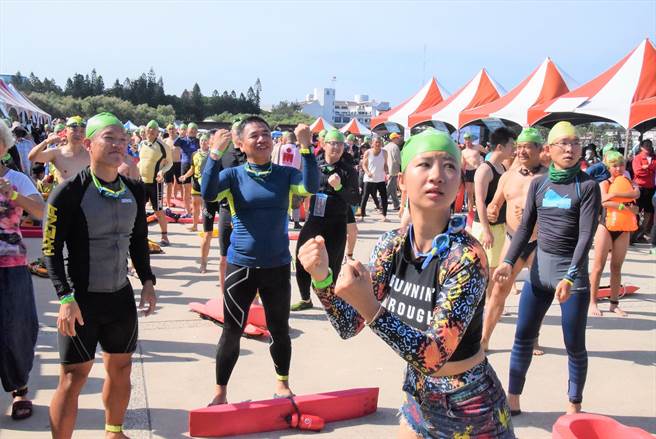 000万元，并由县筹1亿8