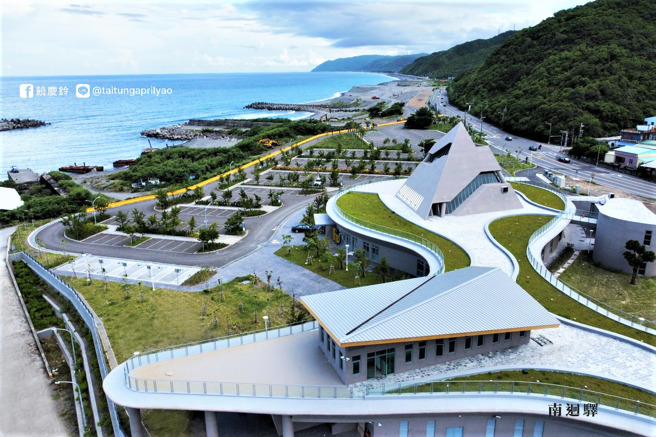 台东县长饶庆铃表示，南迴驿将在9月中下旬开始试营运。（图／翻摄自饶庆铃脸书）