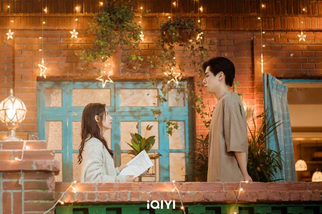 胡一天、陈钰琪有最萌身高差。（爱奇艺国际站提供）