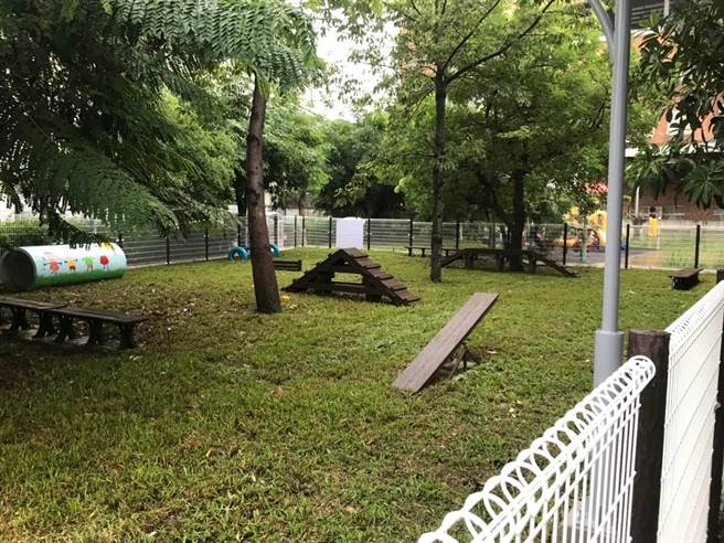 桃园市平均约每5户就有1户养狗，每8户就有1户养猫 ，市府从2017年起陆续建置宠物公园，目前市内总计有19座宠物公园。（桃园市政府动保处提供／陈梦茹桃园传真）