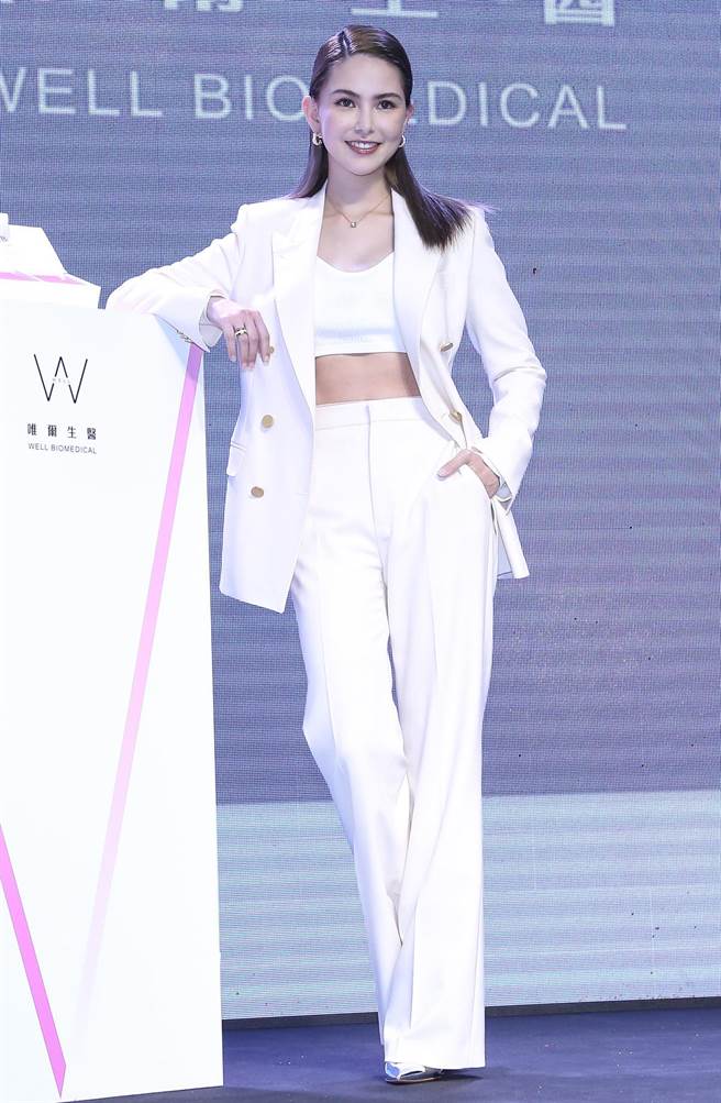 昆凌今出席唯尔生医28天专属系列上市记者会。（陈俊吉摄）