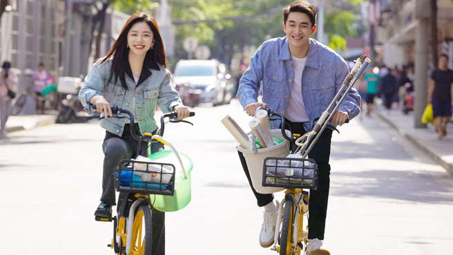 林更新、谭松韵戏中经歷了无数的波折和风浪，互相成就携手并进。（图／龙华电视提供）